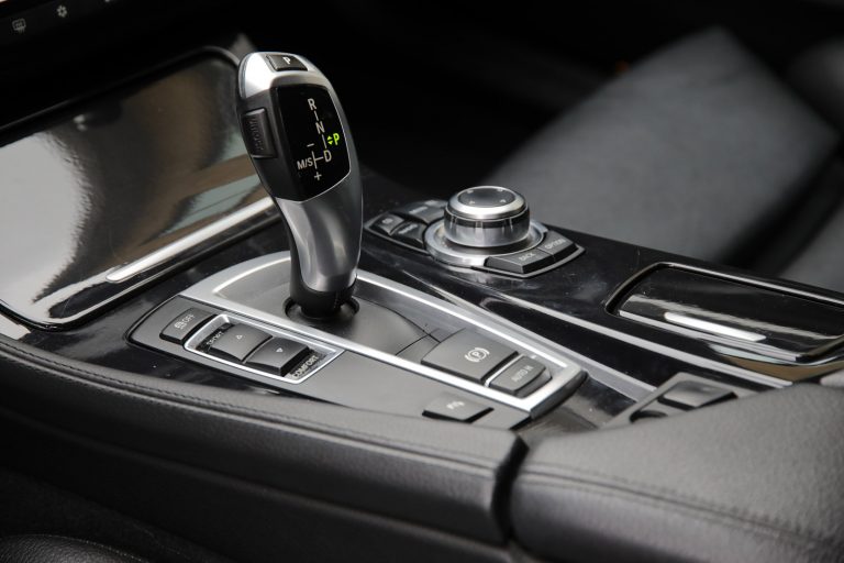 How Does a Semi Automatic Gearbox Work?