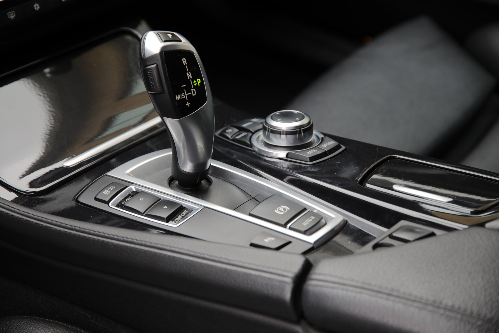How Does a Semi Automatic Gearbox Work? Automatic Man